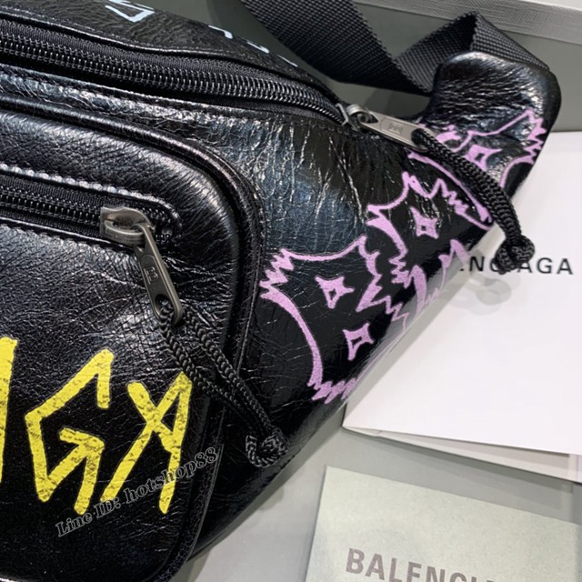 Balenciaga專櫃爆款油蠟皮Balen斜挎胸包 巴黎世家塗鴉撞色Balen品牌標識男女腰包 fyj1291